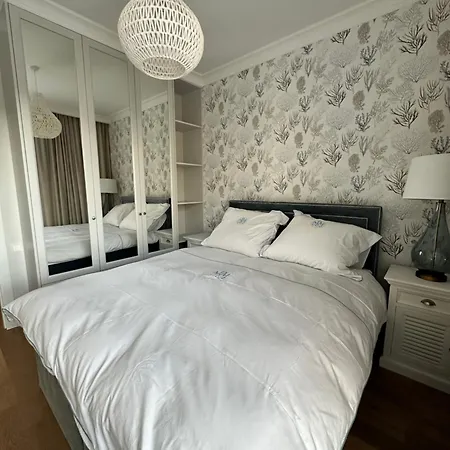 Apartament Nadmorski Dwór Z Ogródkiem Przyjazny Dzieciom Gdańsk